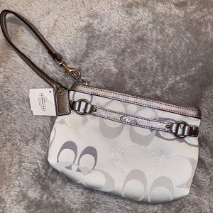 BRAND NEW! Coach Wrislet